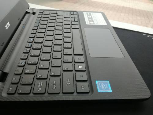 ***BRAND NEW***ACER ASPIRE ES11 ES1*6TH GEN N3350*2GB RAM*32GB EMMS*HD DISPLAY